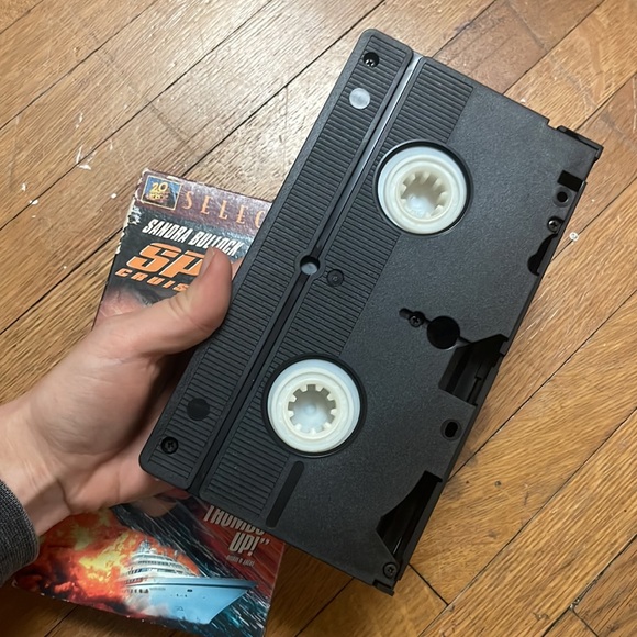 1997 Speed 2 VHS tape - Picture 4 of 4